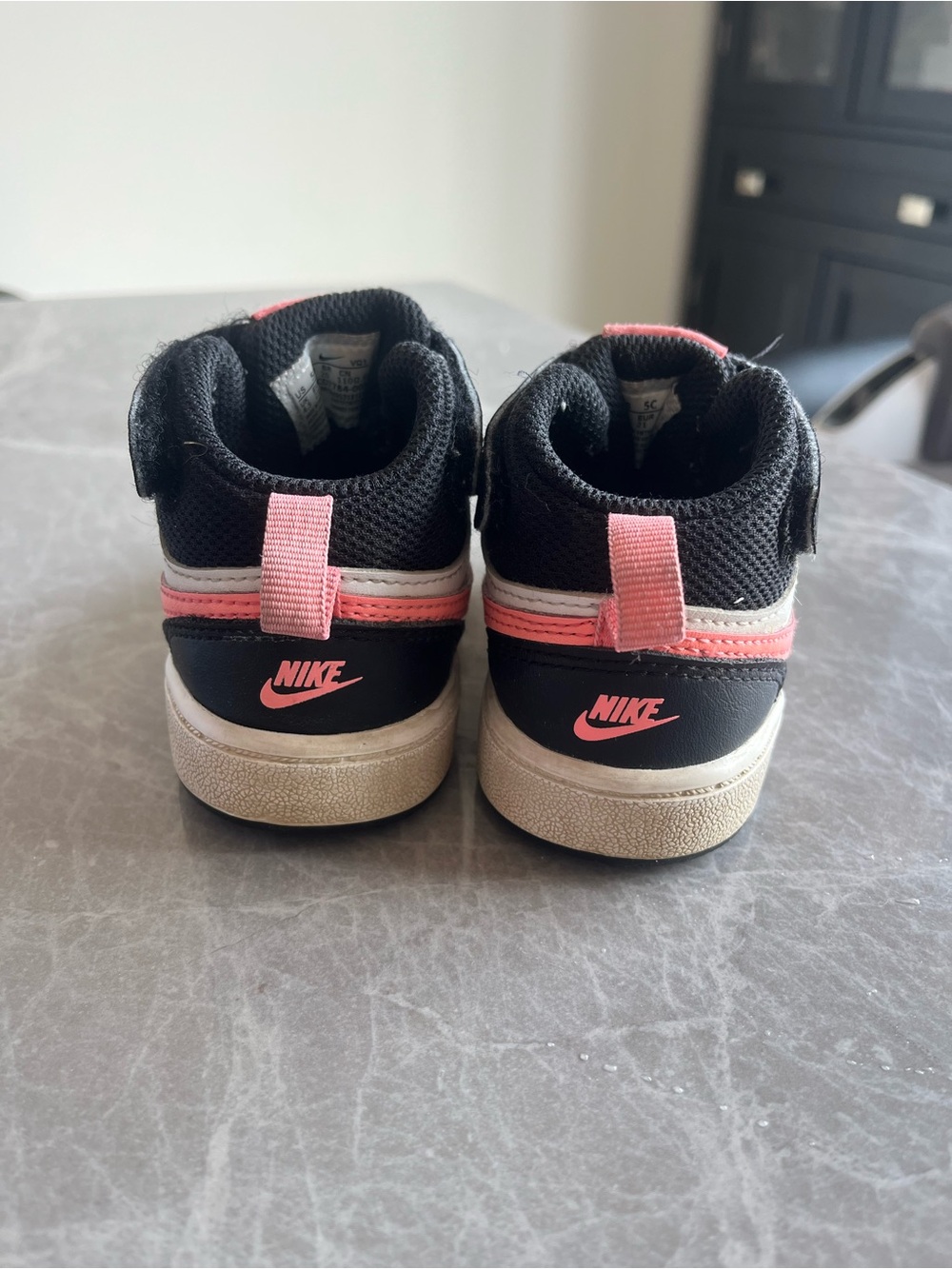 Nike Little Kids' Black & Pink Low-Top Sneakers - Picture 2 of 6